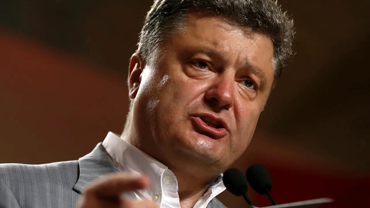 Petro Poroșenko a anunțat planul de creare a unei zone demilitarizate în Lugansk și a numit un nou guvernator