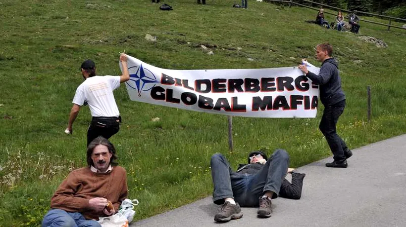 GRUPUL BILDERBERG. Omul care a mobilizat protestatarii în timpul reuniunii celor mai puternici oameni din lume