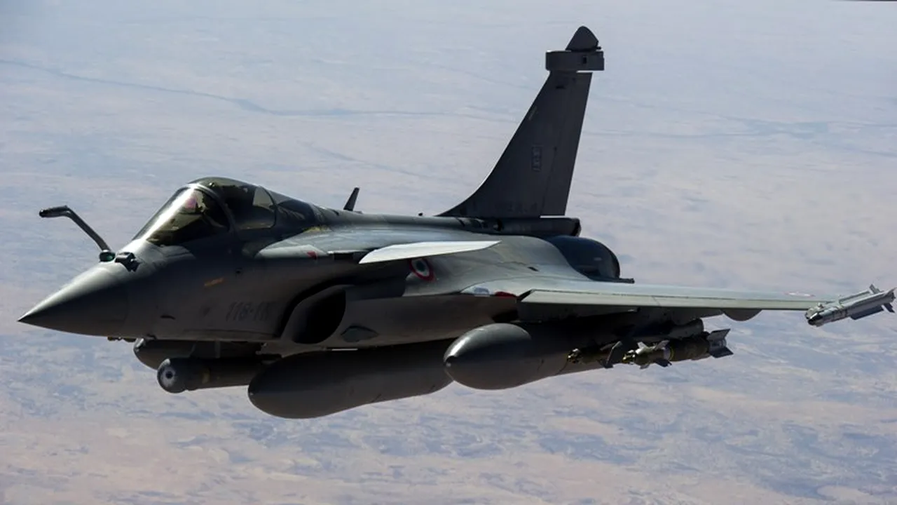 Avioane F-15 au escortat un Boeing la Seattle, după o alertă semnalând un pirat al aerului la bord. Un bărbat a fost arestat după aterizare