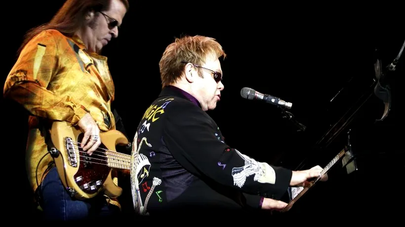 DRAMĂ pentru trupa lui Elton John