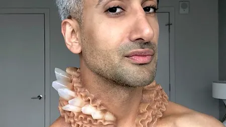 O NOUĂ MODĂ la New York. Ce accesorii extravagante au ajuns să poarte vedetele de dragul atenției