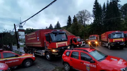 UPDATE | Sute de oameni au fost evacuați după o avarie la barajul Tăul Mare, în județul Alba. Nivelul apei a scăzut cu 40 cm, după intervenția ISU cu motompompe (VIDEO)