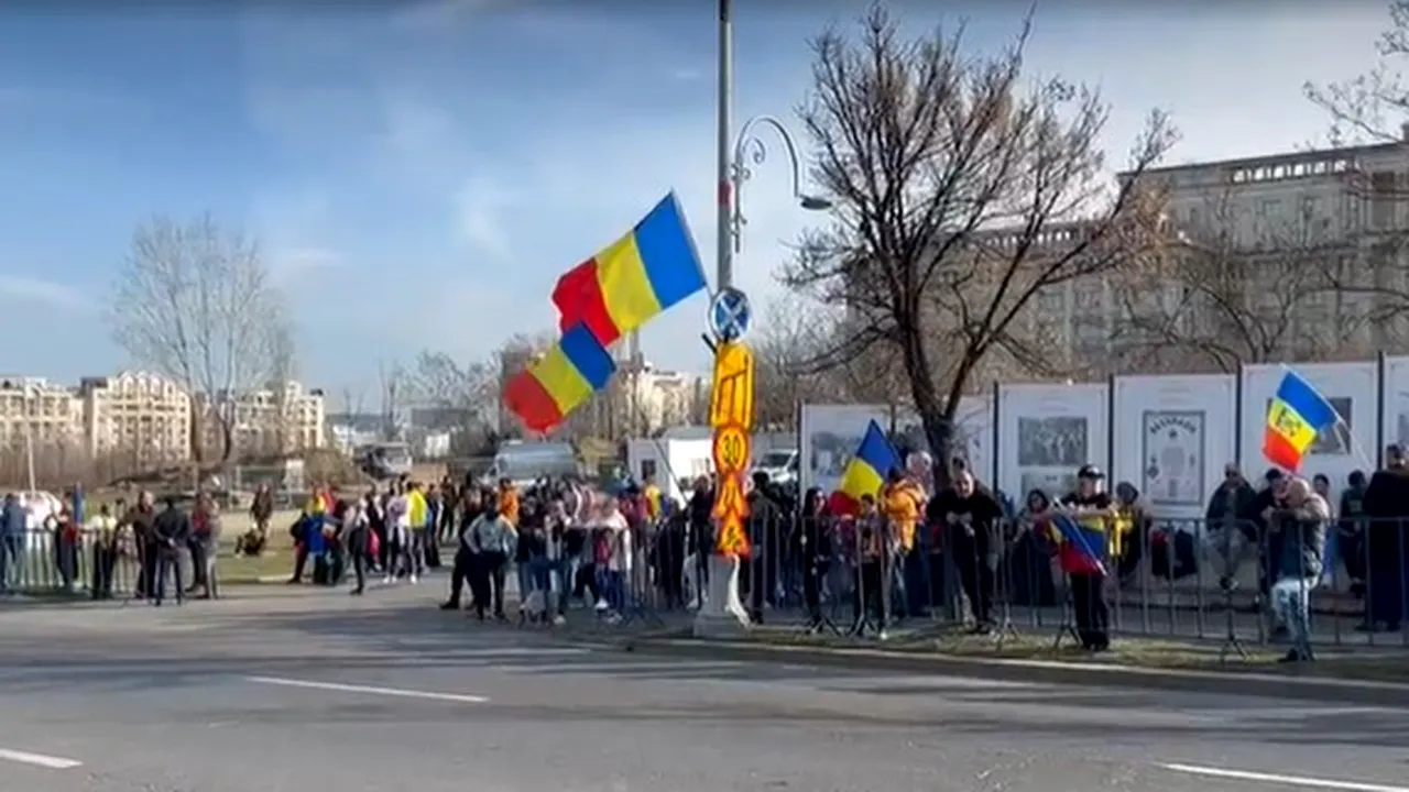 Un bărbat căutat pentru implicarea în incidentele violente de la BEC, prins de jandarmi la protestul de la Curtea Constituțională