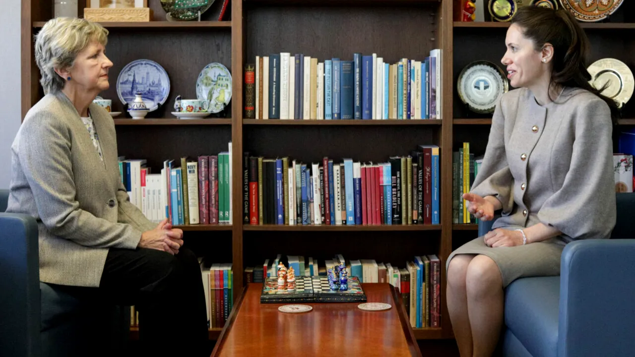 Mirabela Grădinaru s-a întâlnit la Washington cu preşedintele “American Councils for International Education”. Ce au discutat