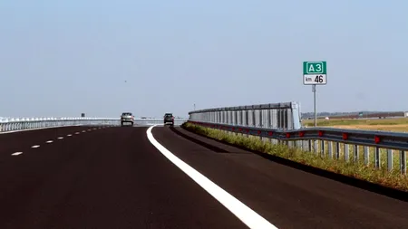 Autostrăzile și drumurile naționale vor fi spălate înainte de a fi plombate. Cât va cheltui CNADNR pe tratamente bituminoase la rece