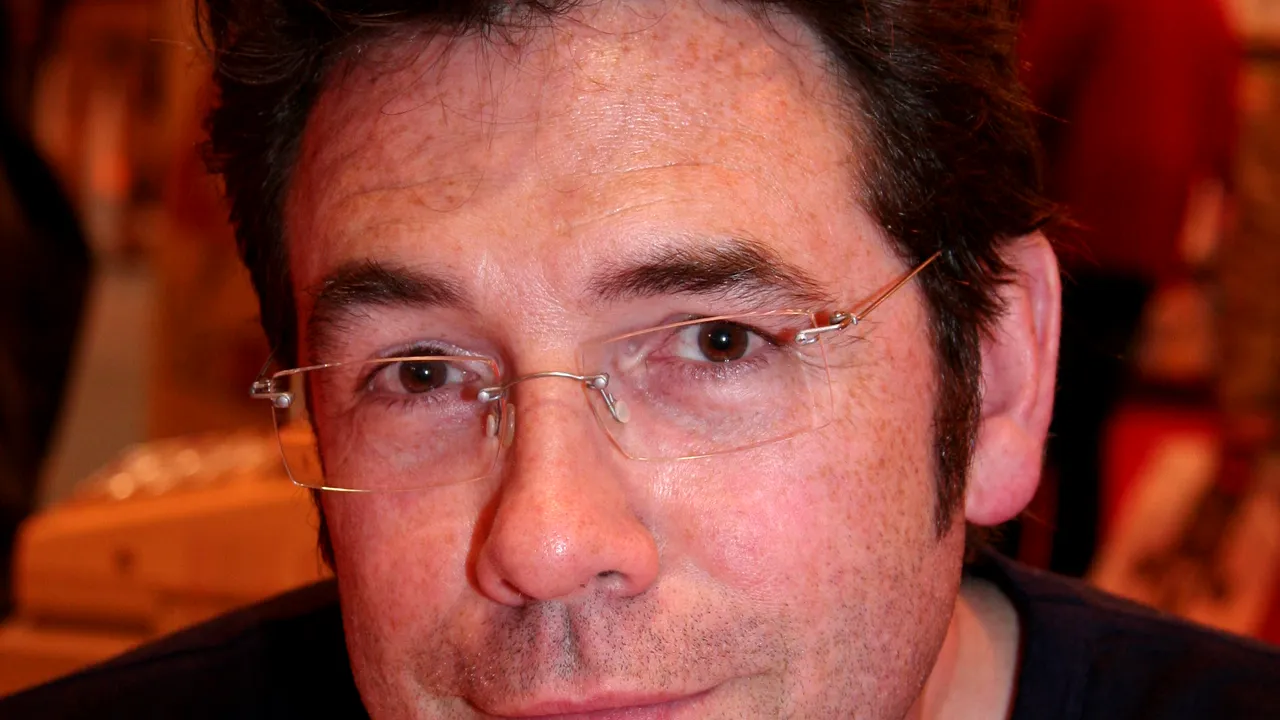 VICTIMELE atentatului de la Paris. Cine era „Tignous