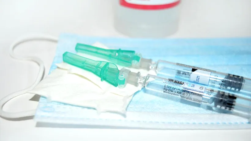 Un licean de 18 ani din Bacău a făcut infarct în urma rapelului cu vaccinul Pfizer