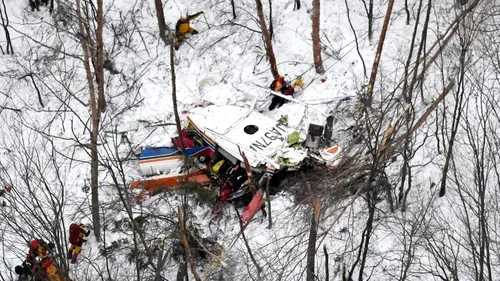 Tragedie în Japonia: nouă morți după ce un elicopter care participa la o misiune de salvare s-a prăbușit