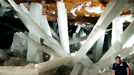 GALERIE FOTO: Peștera minunilor. O DESCOPERIRE IMPRESIONANTĂ. Ar putea fi a opta MINUNE A LUMII?