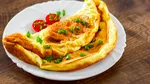 Secretul japonezilor pentru cea mai gustoasă omletă. Ce ingredient adaugă în rețetă pentru o textură pufoasă, precum cea de pandișpan