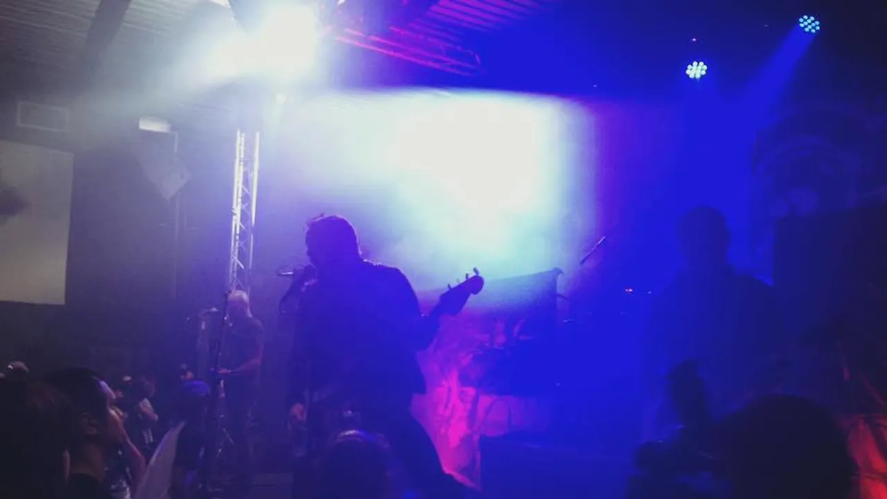 Marș dedicat victimelor din clubul Colectiv, organizat duminică, în București