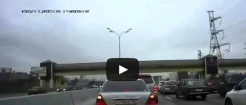Cum evită un șofer din Rusia traficul de pe autostradă. VIDEO