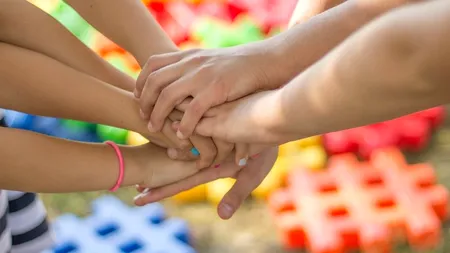 Povestea românului din Italia care își caută familia. Are trei surori și un frate, pe care nu i-a văzut niciodată