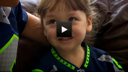 O fană de 3 ani a echipei Seahawks îi poate numi pe toți jucătorii, antrenorii și rezervele. VIDEO