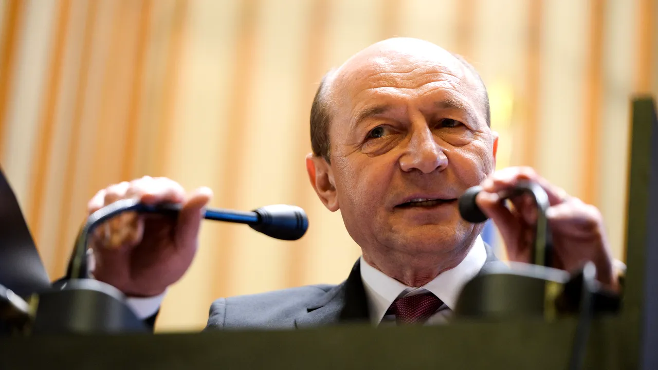 Traian Băsescu a răbufnit în direct: „Testul de COVID-19 trebuia făcut din prima zi, nu în a 14-a. Câtă minte să nu ai ca să faci lucrul ăsta”