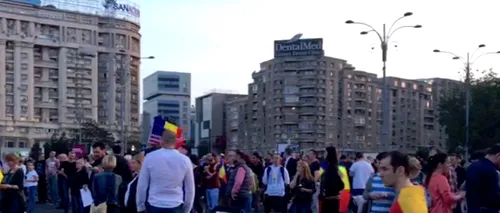 LIVE. Aproape o mie de oameni, protest în Piața Victoriei