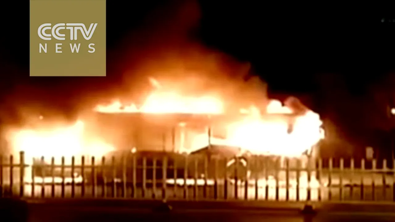 Incendiu la bordul unui autobuz din China. Bilanțul: 14 morți