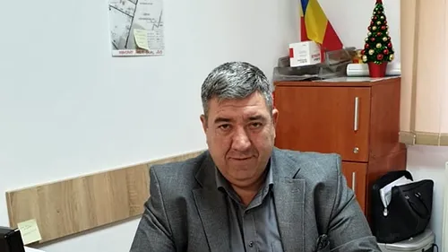 Primarul din Ştefănești, acuzat că ar fi violat o fetiță de 12 ani, s-a autotsuspendat din PNL