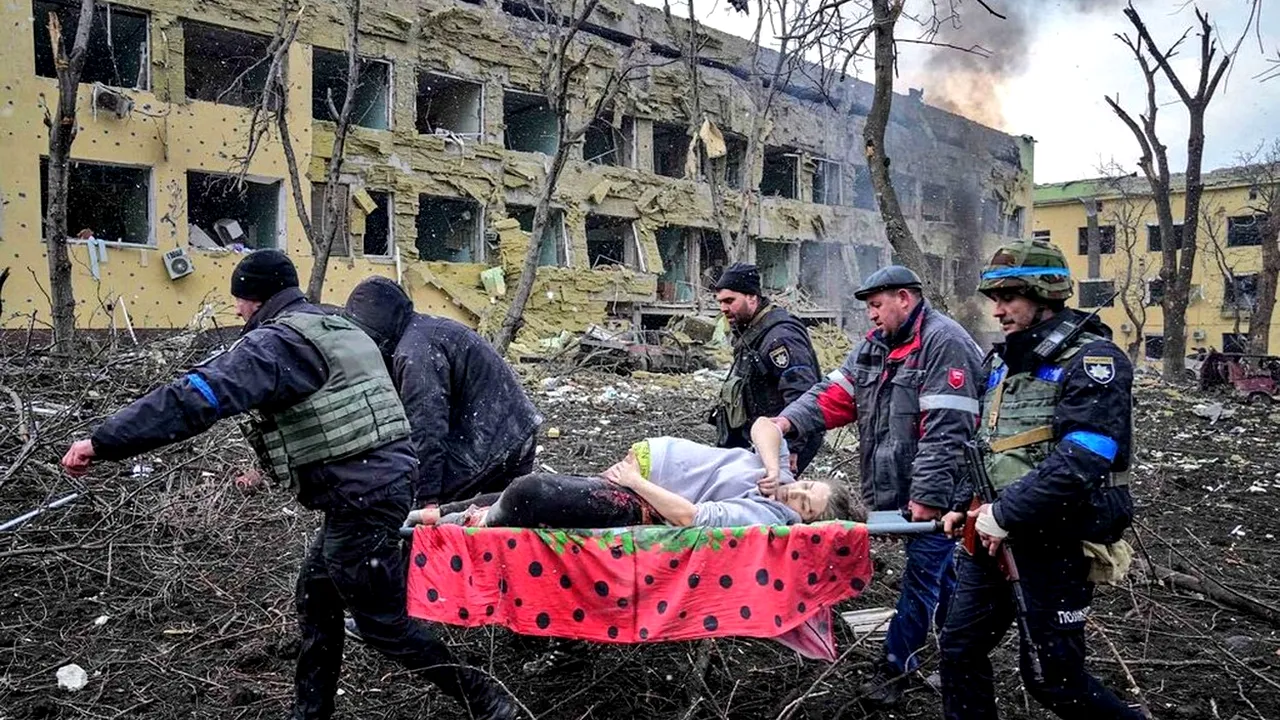 Ucraineancă rănită în Mariupol, tratată de medicii din Iași. A ajuns la spital cu plagă infectată
