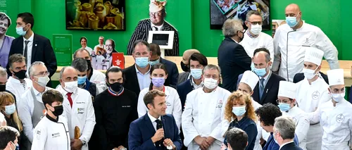 Emmanuel Macron, atacat cu un ou de un bărbat. Atacatorul a fost arestat | VIDEO