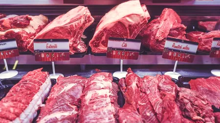 O bacterie potențial mortală a fost descoperită în carnea de porc din supermarketurile britanice