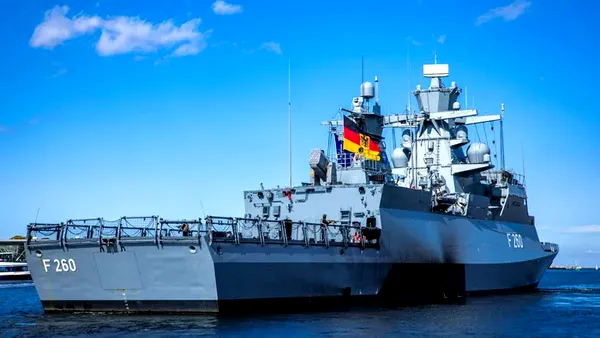 Un român și un grec au încercat să saboteze mai multe nave militare din Germania. Ce metode au folosit cei doi pentru a distruge corvetele germane