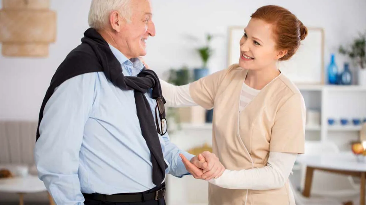 Ce a pățit o badantă, după ce s-a măritat cu pensionarul pe care îl îngrijea. Nimeni nu se aștepta la ce avea să urmeze