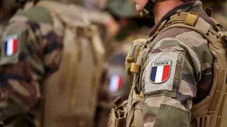 Armata franceză a ARESTAT doi membri ai echipajului unui petrolier suspectat că ar aparține „flotei din umbră” a Rusiei