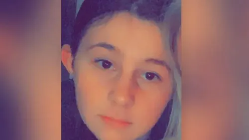 O adolescentă de 12 ani a fost înjunghiată mortal în Liverpool. Totul a pornit de la o banală ceartă
