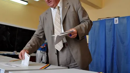 PREZENȚA LA VOT pentru demiterea lui Traian Băsescu. Câți români s-au prezentat la referendumul din 2007 și câți au ieșit la vot pentru primari în 2012