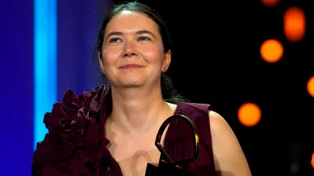 INTERVIU | Alina Grigore, regizoarea filmului „Crai Nou”, câștigător al Festivalului de la San Sebastian în 2021: „Este foarte important ca un actor să aibă libertate. Nu aș pune pe nimeni niciodată într-o situație inconfortabilă, de dragul actului creativ”