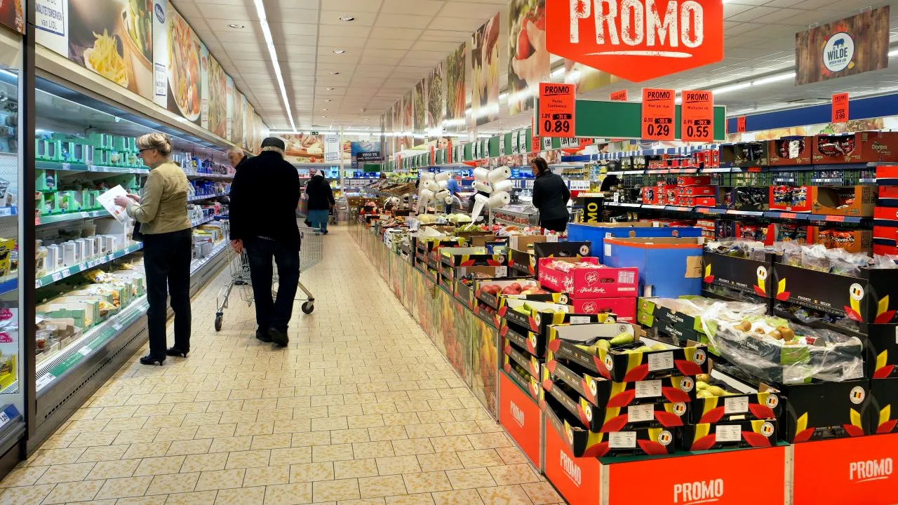 Produsele din oferta Lidl au prețuri de la 1 leu. Ce poți cumpăra toată săptămâna cu reduceri și de peste 40%