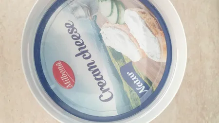 Ce mănânci, de fapt, când cumperi crema de brânză de la Milbona din supermarketurile Lidl