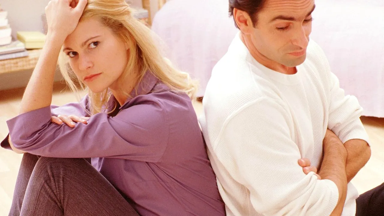 Cum să treci mai ușor peste o despărțire potrivit psihologilor: Păstrează-ți respectul de sine