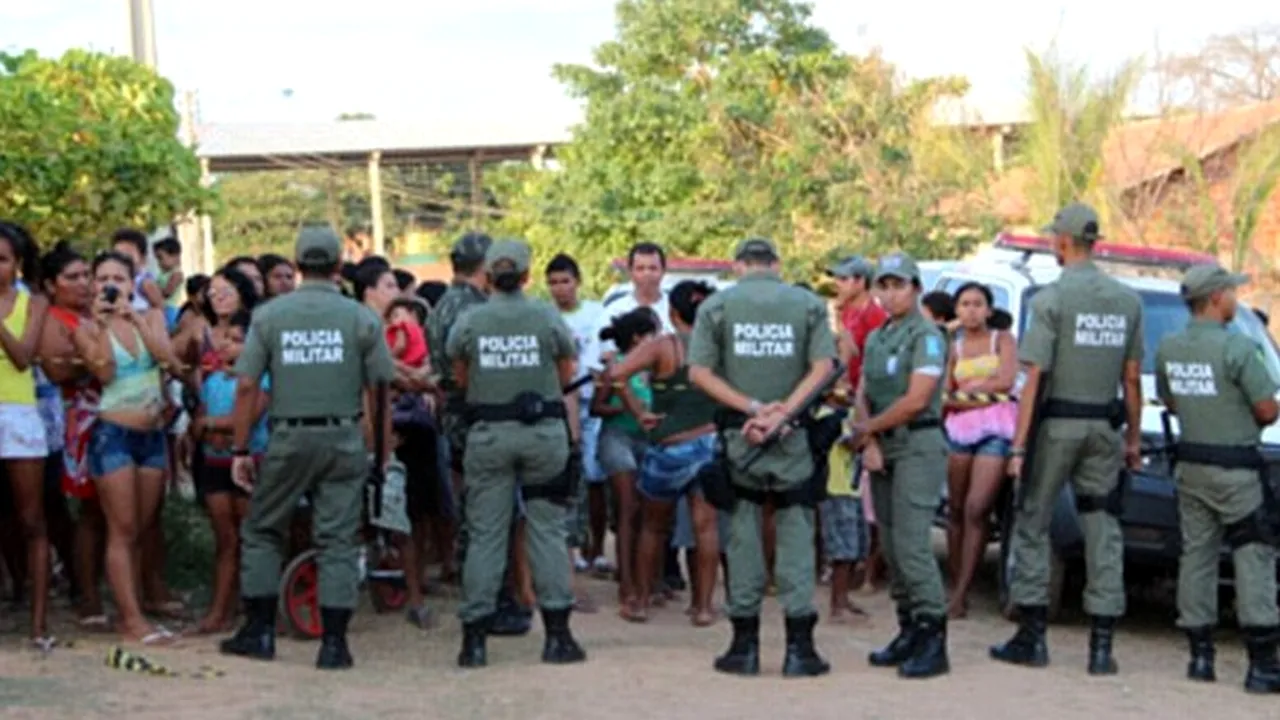 100 de SECTANȚI s-au baricadat amenințând că se SINUCID de frica SFÂRȘITULUI LUMII