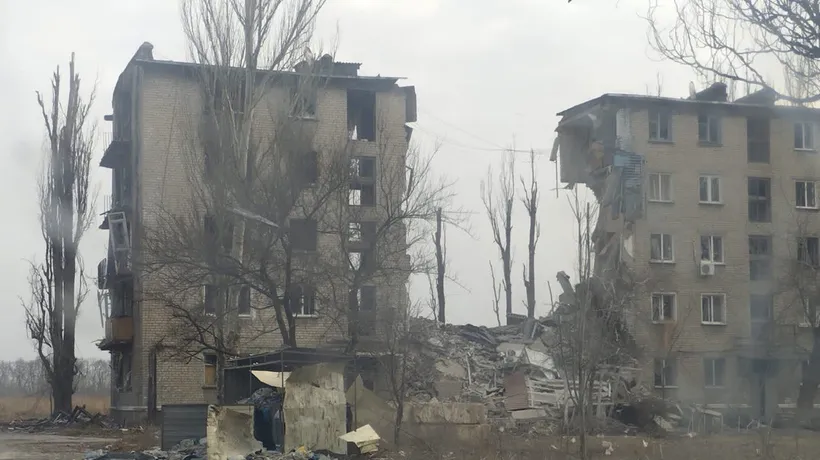 RĂZBOI ÎN UCRAINA. Bombardamentele rușilor au transformat Avdiivka într-un oraș post-apocaliptic (Galerie FOTO)