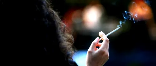 Proiectul USR de interzicere a fumatului în parcuri: Comisia de buget a Senatului a adoptat raportul de respingere a inițiativei