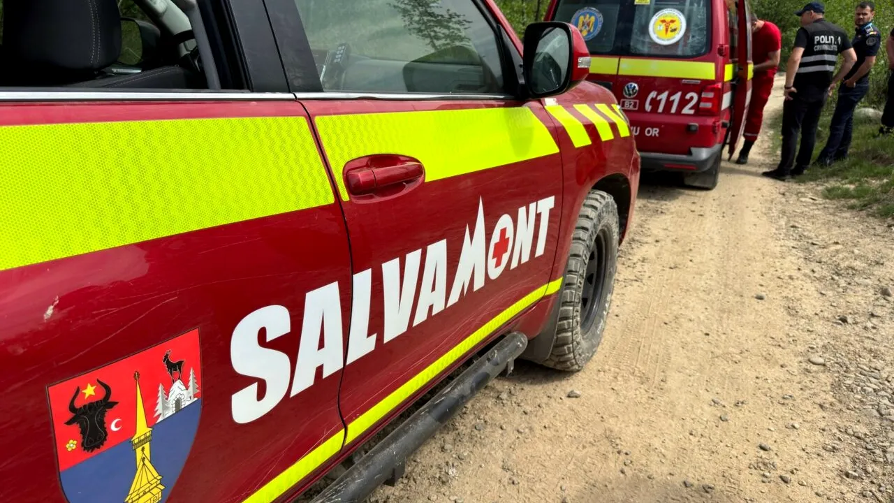 Cadavrul unui bărbat, descoperit în Munții Maramureșului. În zonă au murit mai mulți ucraineni care au trecut granița