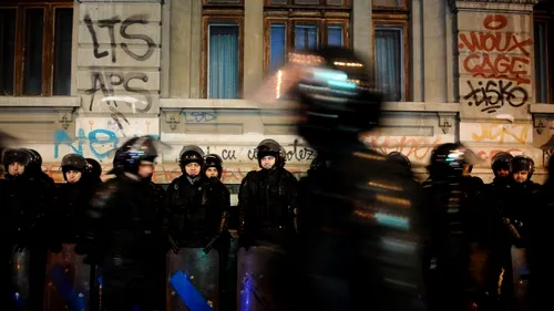 Ministrul Mircea Dușa a cerut anchetă la Jandarmerie, după comunicatul despre măsurile contra protestatarilor

