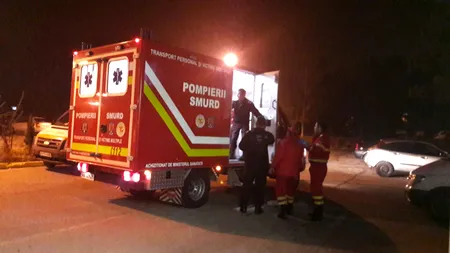 Patru persoane rănite grav după ce mașinile lor s-au ciocnit și au luat foc 