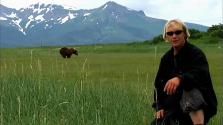 „Grizzly Man” și iubita lui, sfâșiați de un urs! Ultimele clipe din viața lor, înregistrate pe cameră