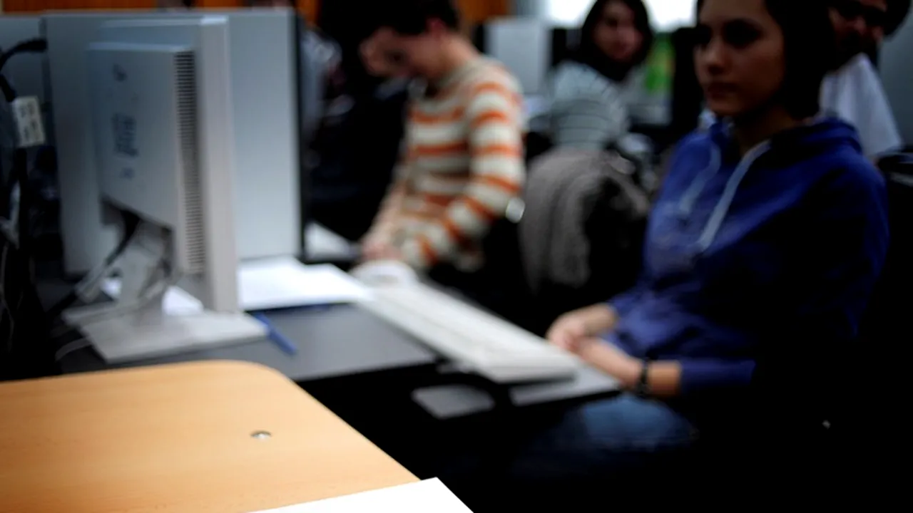 REZULTATE ADMITERE LICEU 2012, afișate pe EDU.RO după REPARTIZAREA COMPUTERIZATĂ. La ce licee s-a intrat cel mai greu - TOP județul Sibiu