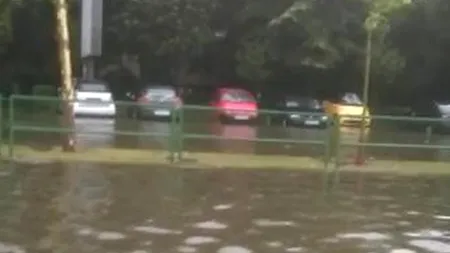 ISU a avut 12 intervenții în Capitală și în Ilfov pentru degajarea apei