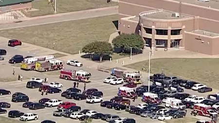 Atac armat într-un liceu din Texas. Cel puţin două persoane au fost rănite