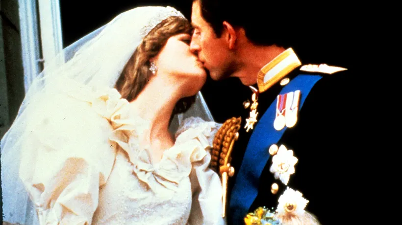 Un cititor de buze a dezvăluit ce i-a șoptit regina Elizabeth a II-a prințesei Diana în ziua nunții sale cu viitorul rege Charles al III-lea