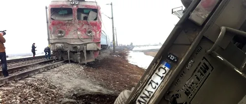 Șoferul betonierei lovite de tren nu a murit, dar este internat în comă, având politraumatisme