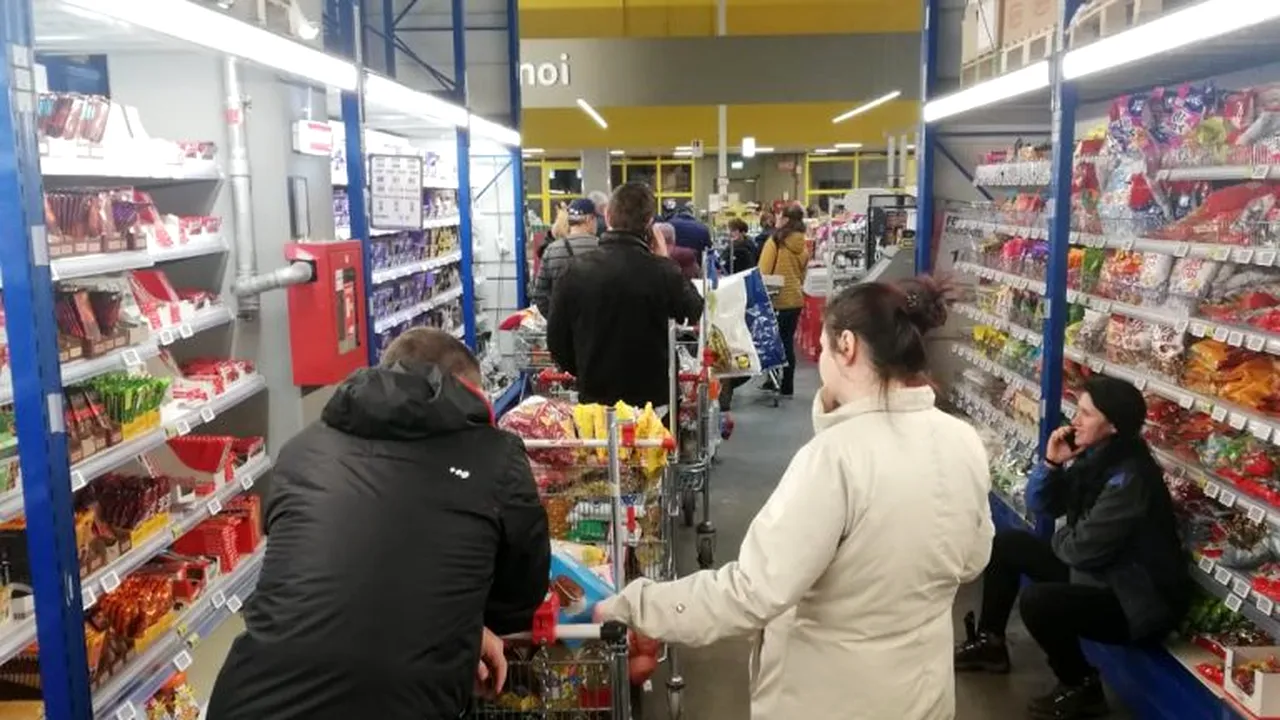 O tânără de 30 de ani a murit într-un supermarket din Timișoara. Magazinul a fost închis temporar