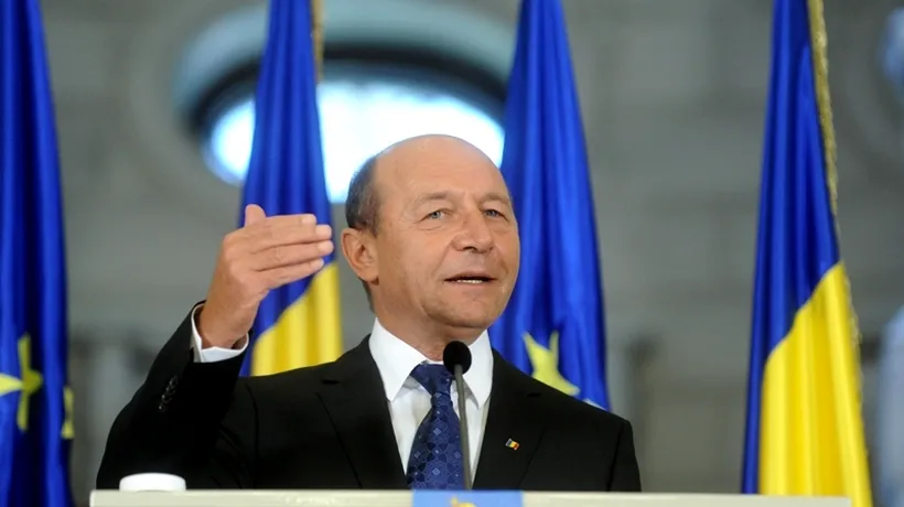 Traian Băsescu: Nu sunt nici doctor, nici dottore