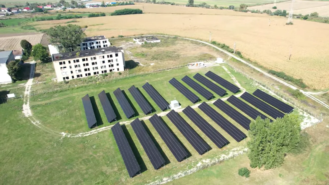 VIDEO | Orașul din România care a devenit independent energetic. „Produc curent și ne asigurăm consumul a tot ce înseamnă instituții publice”
