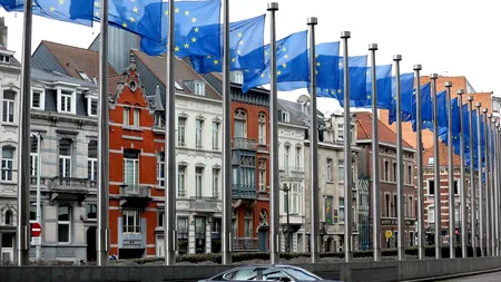 SUTE DE SPIONI ruși și chinezi, în misiune la BRUXELLES. Ce locuri trebuie SĂ EVITE diplomații europeni